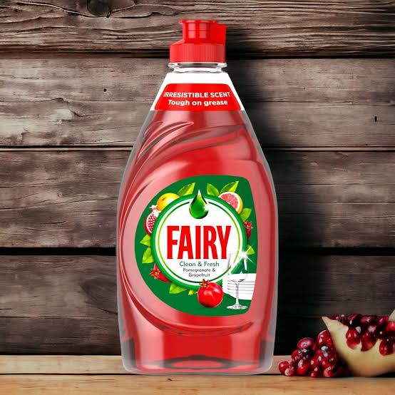 Fairy Pomegranate & Grape Fruit Dishwashing Liquid 320Ml