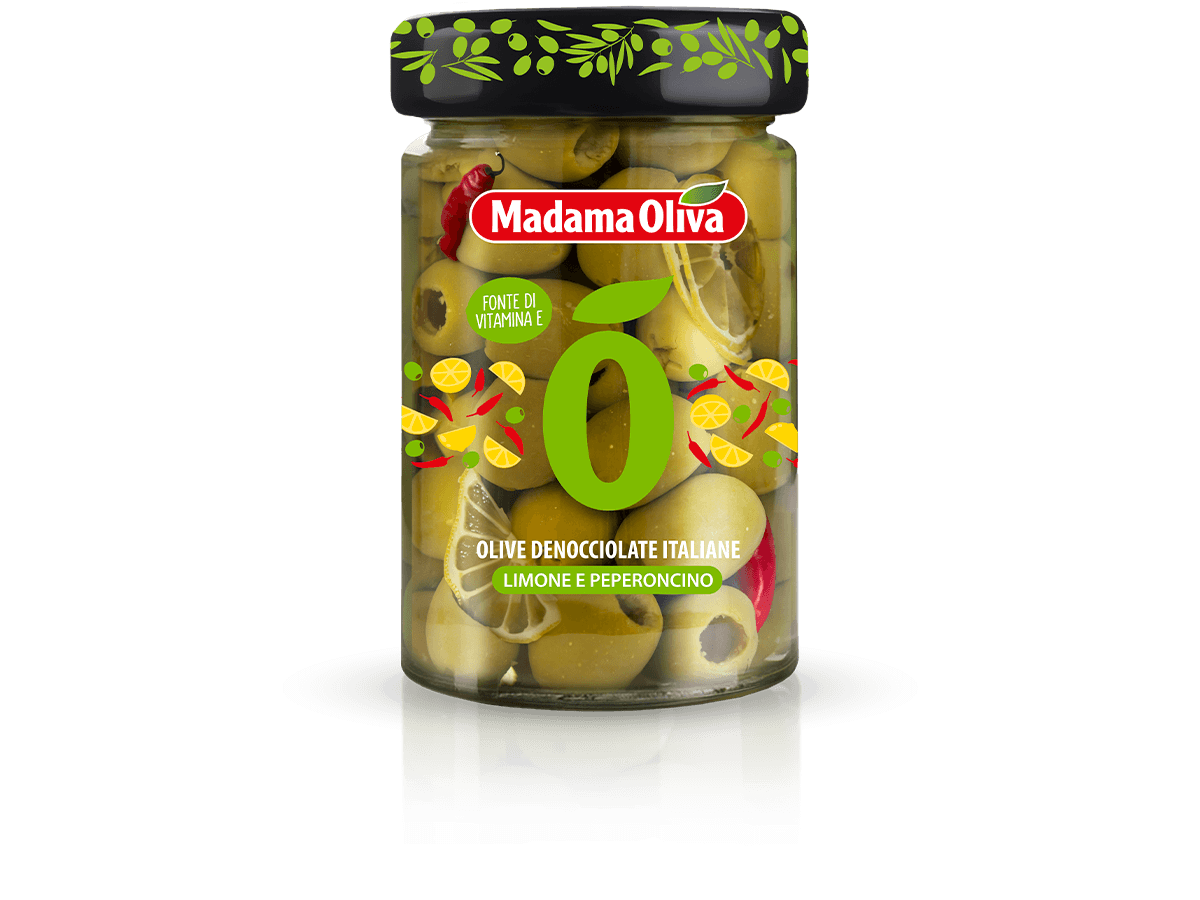 Madama Oliva Lemon And Chilli Pepper Greek Pitted Olives 140Gm