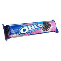 Oreo Strawberry Cream Chocolate Sandwich 110.4Gm