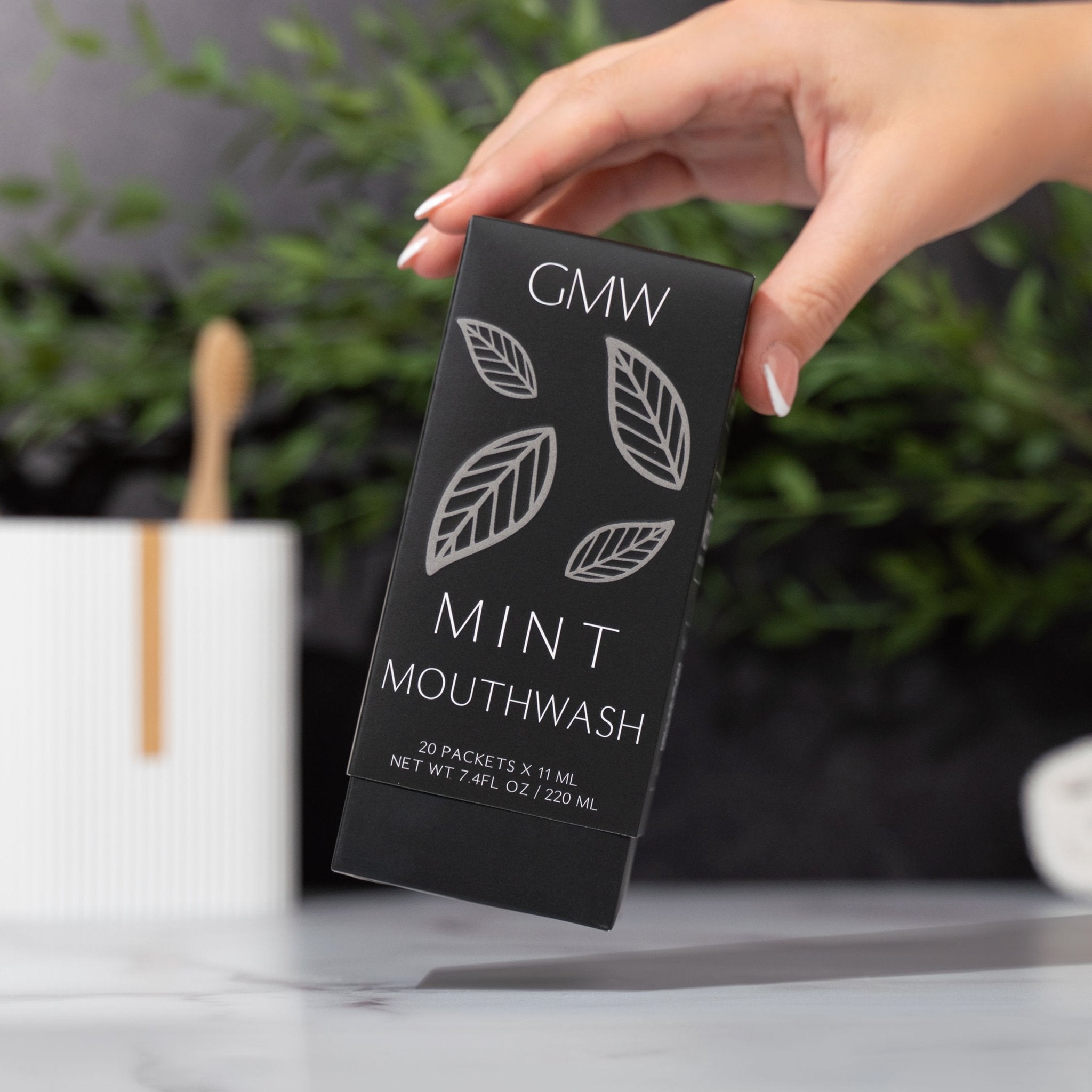 Go Luxury Black Mint Flav 20P Mouthwash 220Ml