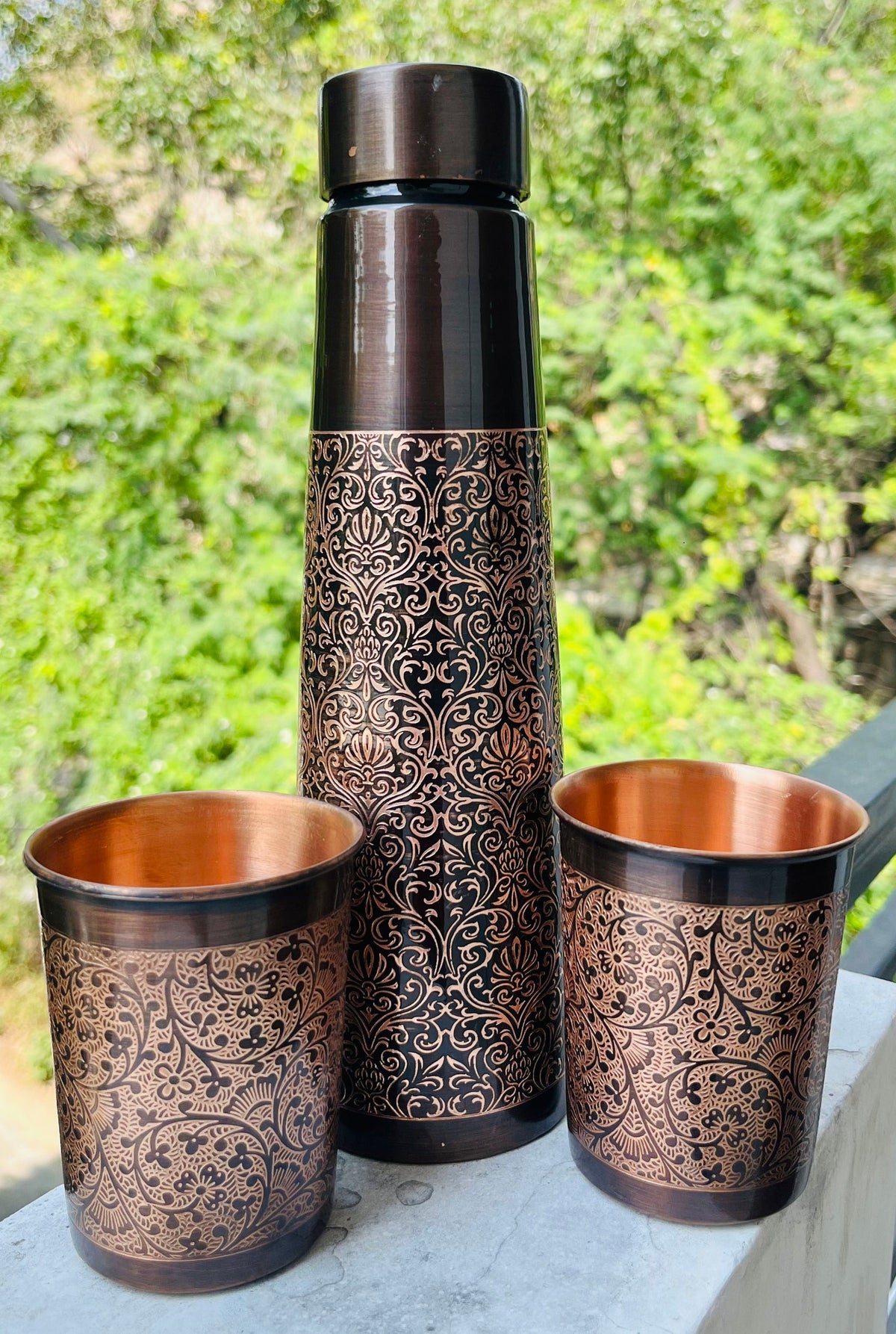 Vabit Copper Antique Water Bottle With/Two Glasses 1Pcs