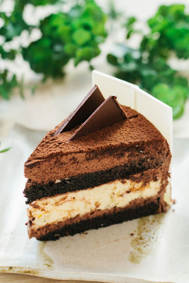 Cakes & Pastry — HSquare