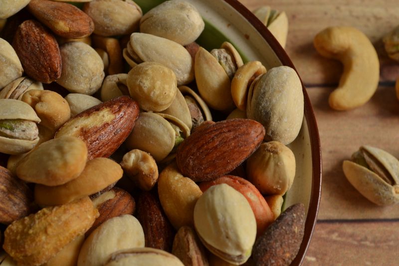 Nuts, Seeds & Superfoods — HSquare